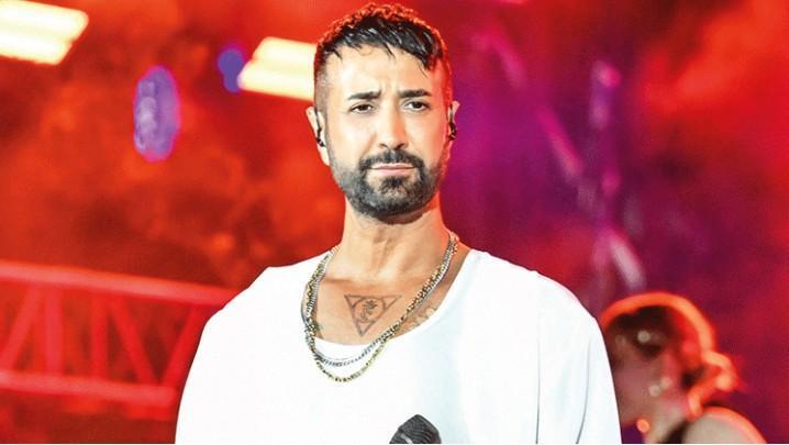 Tan Taşçı’dan İstanbul’da 20 günde 3 stat konseri